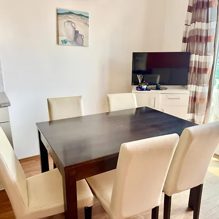 Apartment Karawankenblick Portschach am Woerthersee