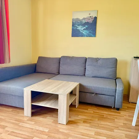 Apartment Karawankenblick Portschach am Woerthersee
