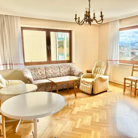 Apartment Karawankenblick Portschach am Woerthersee
